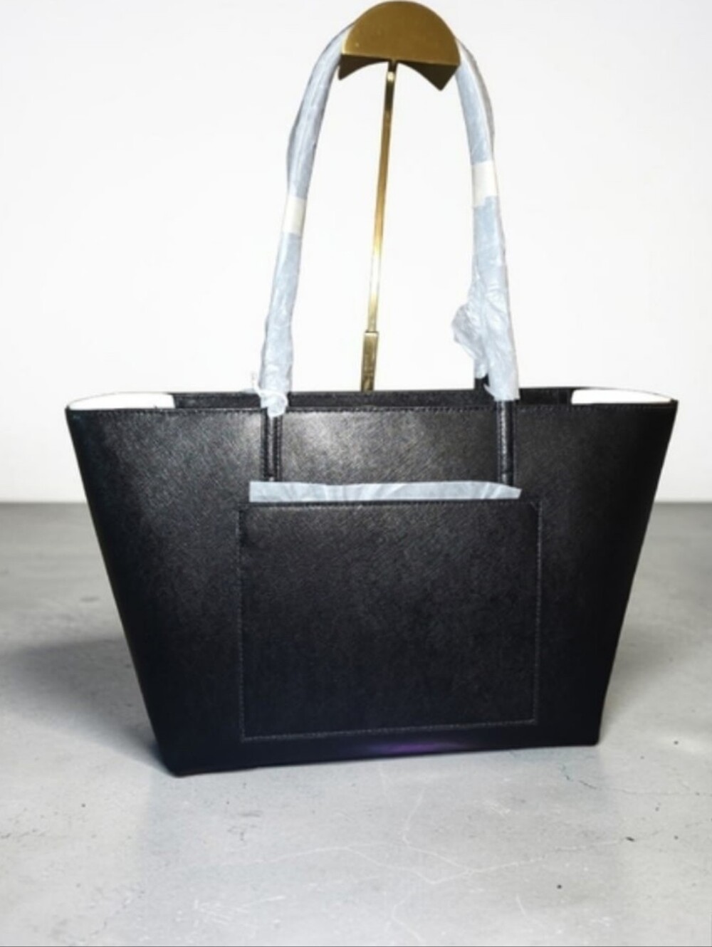 Nwt Tory Burch Black Saffiano Leather Tote - Picture 6 of 6